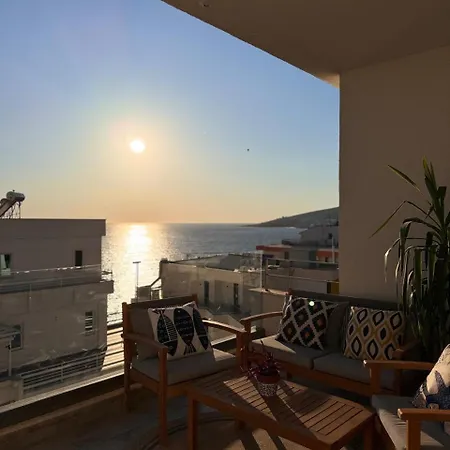 Leo Sea View Apartment *